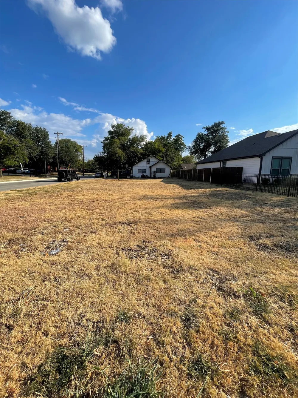 516 S Edgewood Terrace Fort Worth, TX 76103