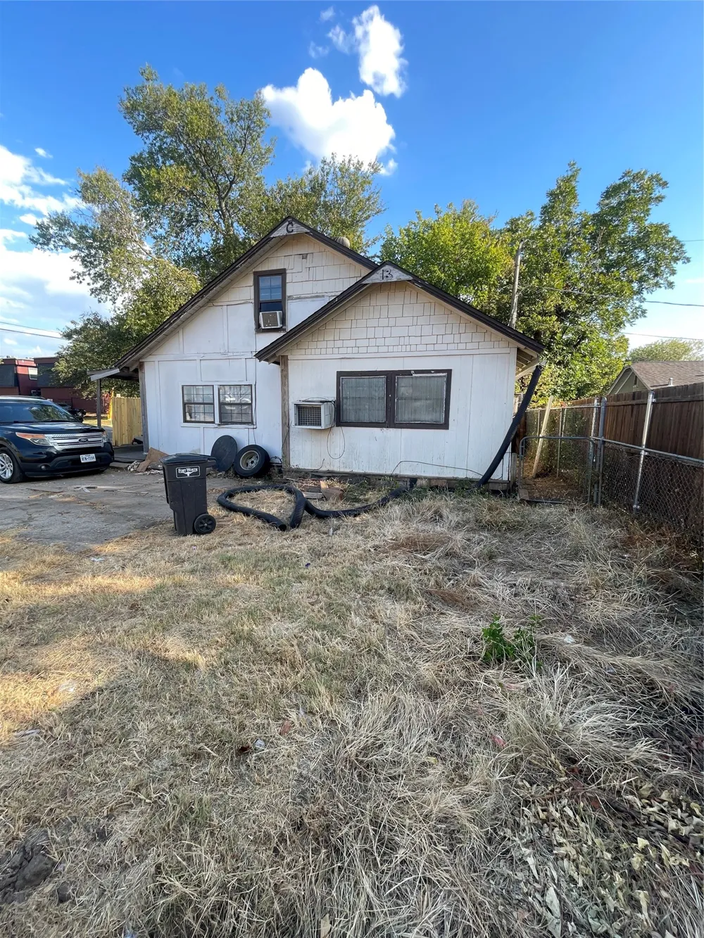 516 S Edgewood Terrace Fort Worth, TX 76103