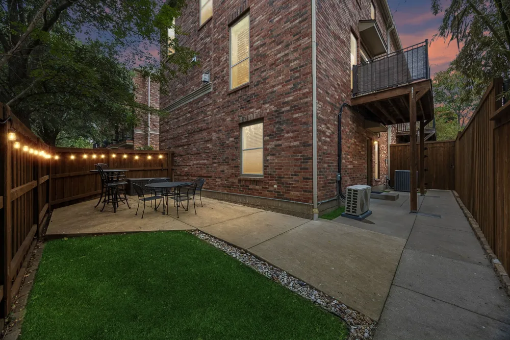 3610 Gillespie Street #1 Dallas, TX 75219