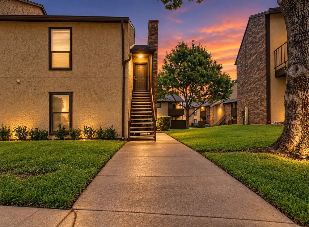 1201 Calico Lane #2024 Arlington, TX 76011