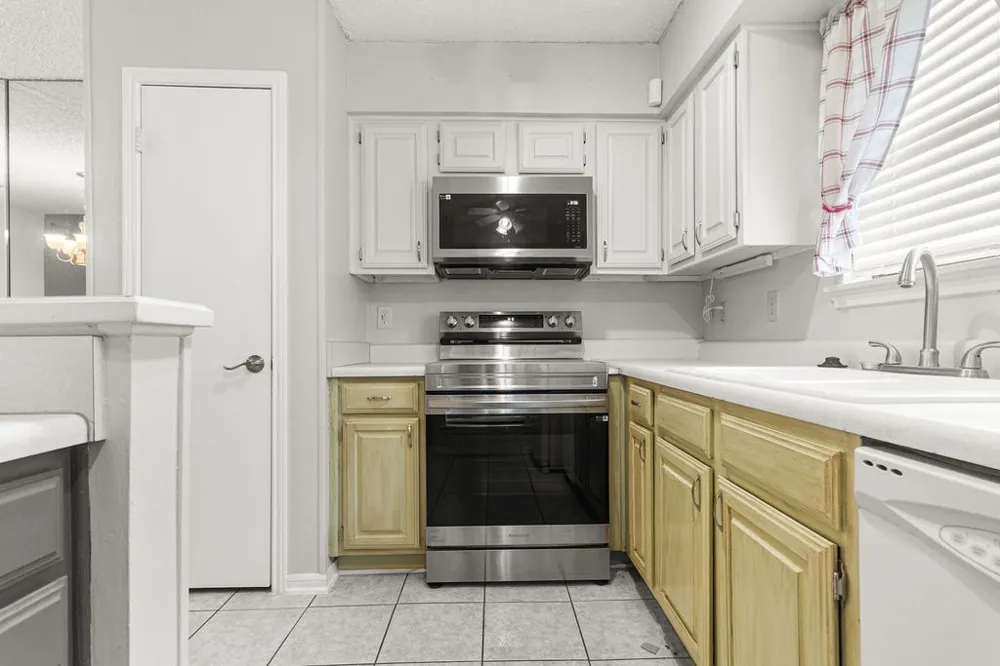 1201 Calico Lane #2024 Arlington, TX 76011