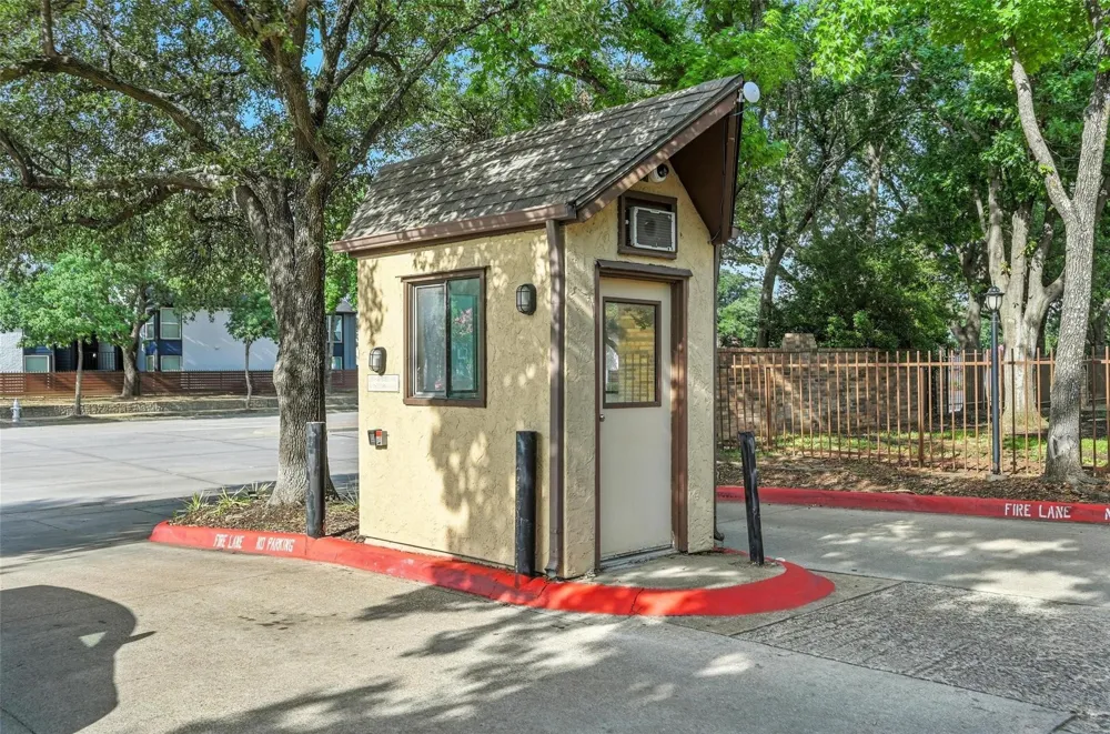 1201 Calico Lane #2024 Arlington, TX 76011