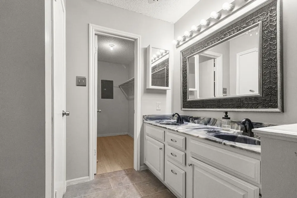 1201 Calico Lane #2024 Arlington, TX 76011