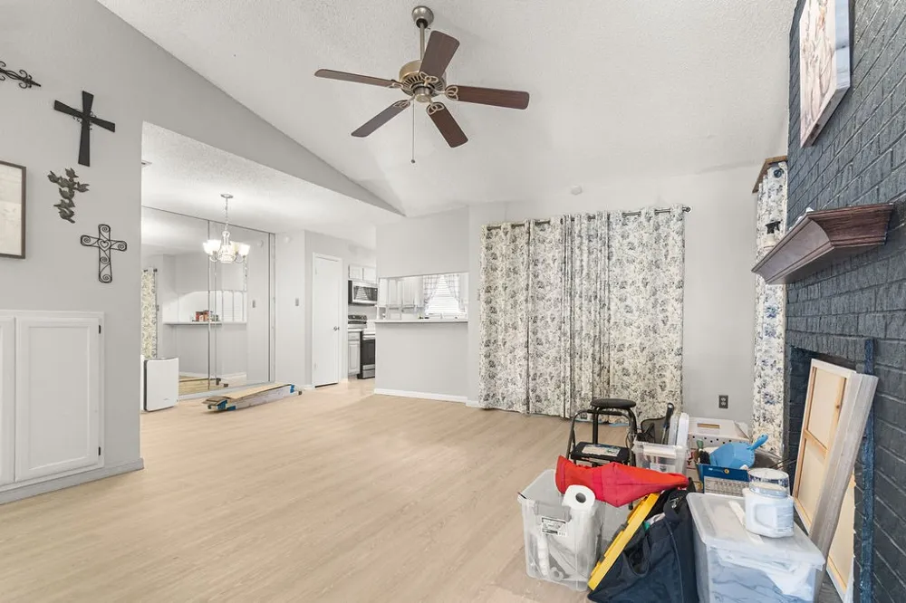 1201 Calico Lane #2024 Arlington, TX 76011
