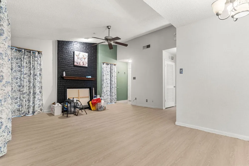 1201 Calico Lane #2024 Arlington, TX 76011