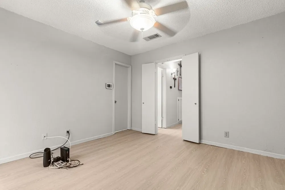 1201 Calico Lane #2024 Arlington, TX 76011