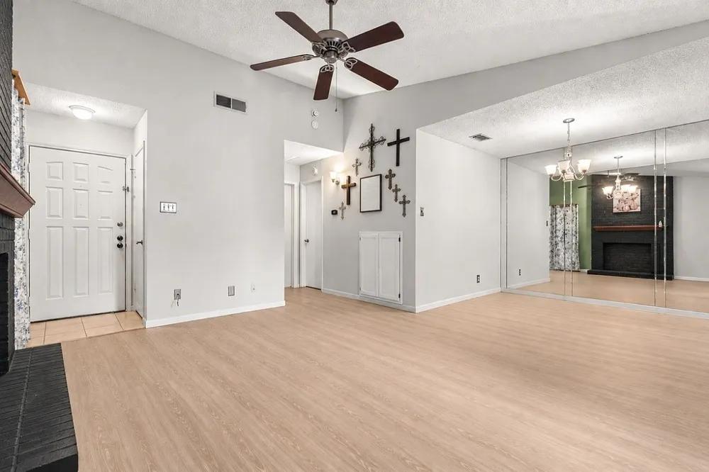 1201 Calico Lane #2024 Arlington, TX 76011