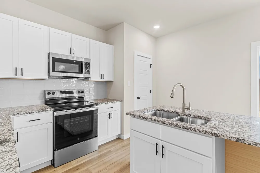 208 Marble Creek Drive Fort Worth, TX 76131