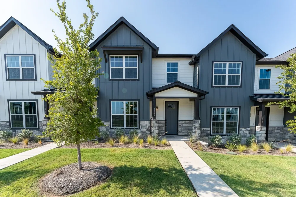1744 Palladio Loop Princeton, TX 75407