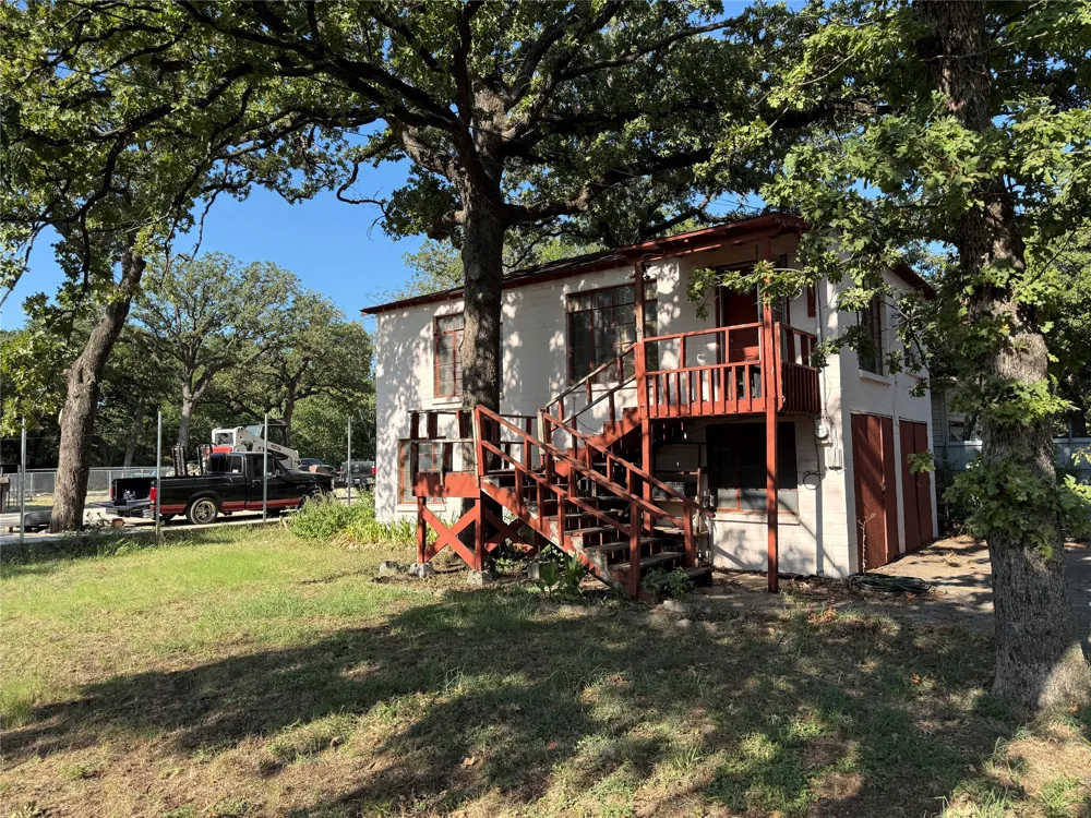 2939 Field Street Haltom City, TX 76117