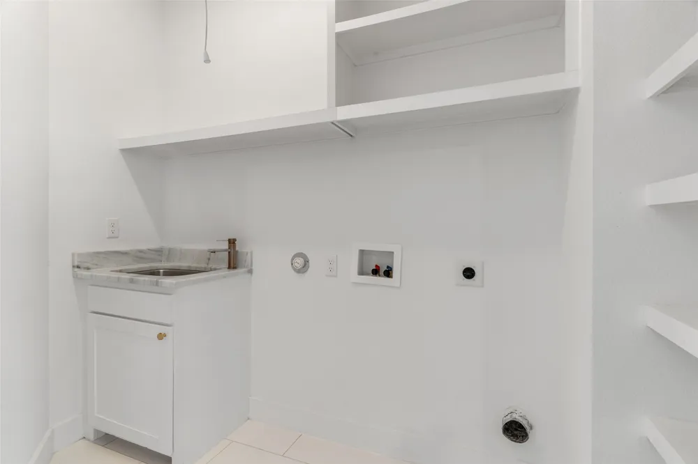 9053 Quarry Hill Court Fort Worth, TX 76179
