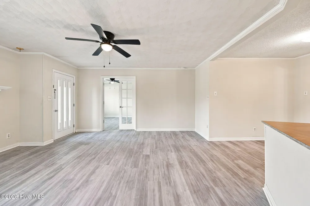 17 Old Fort Shores Road Chocowinity, NC 27817