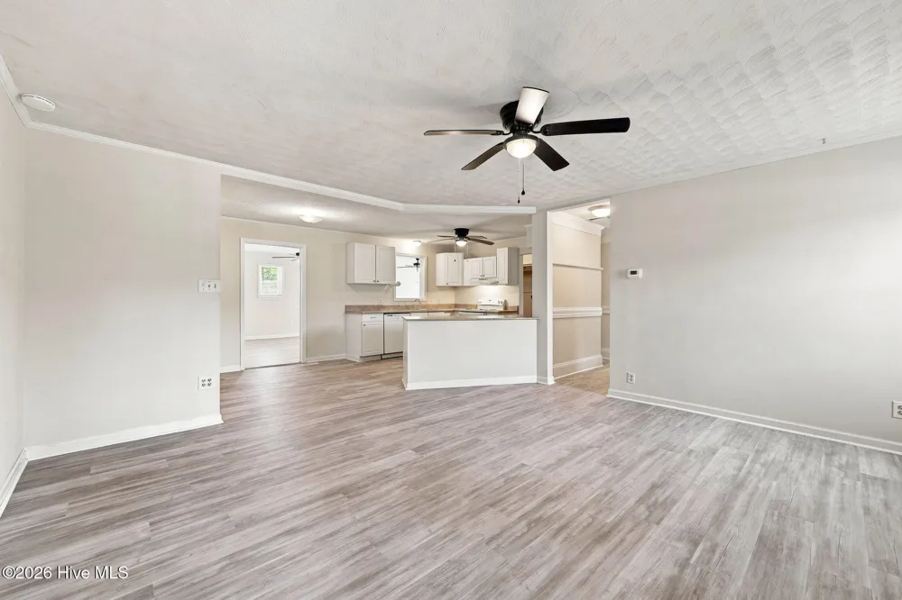 17 Old Fort Shores Road Chocowinity, NC 27817
