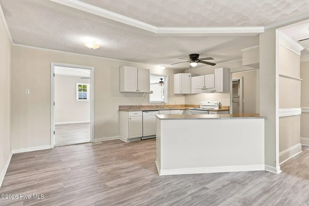 17 Old Fort Shores Road Chocowinity, NC 27817