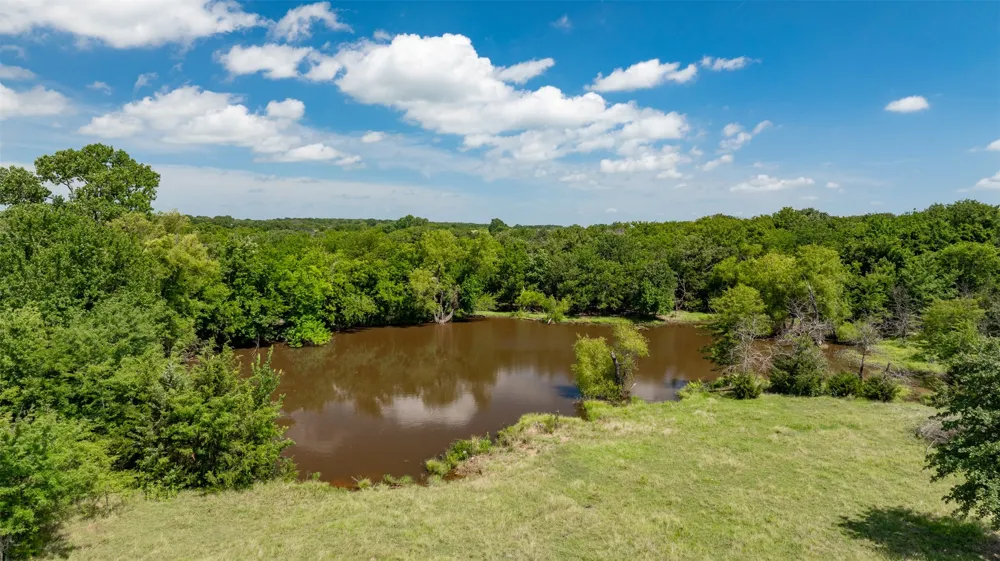 578 County Road 134 Gainesville, TX 76240