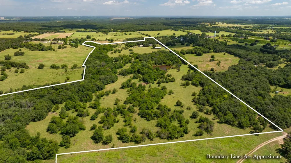578 County Road 134 Gainesville, TX 76240