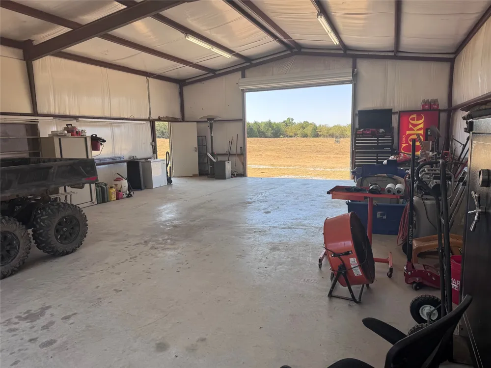 578 County Road 134 Gainesville, TX 76240