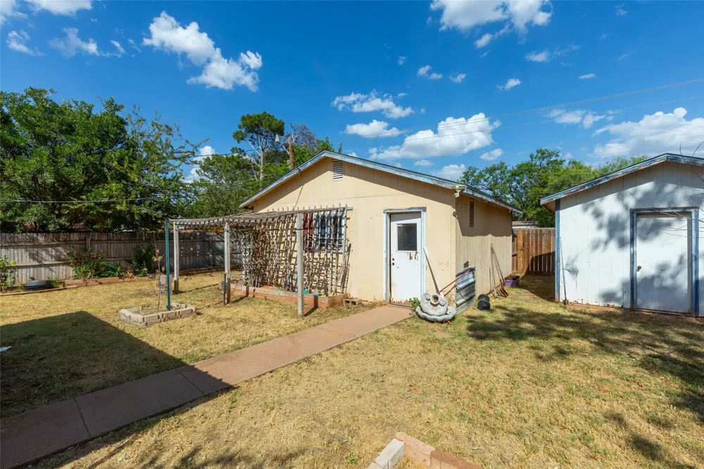 2001 Minter Lane Abilene, TX 79603