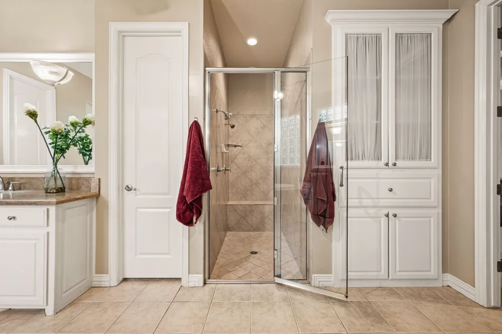 533 Round Hollow Lane Southlake, TX 76092