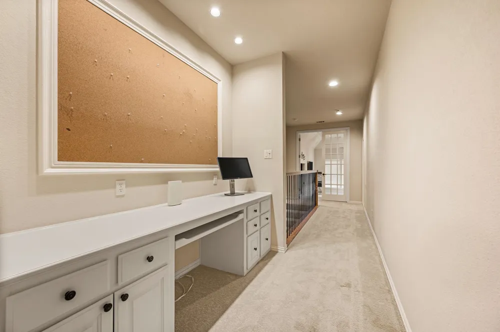533 Round Hollow Lane Southlake, TX 76092