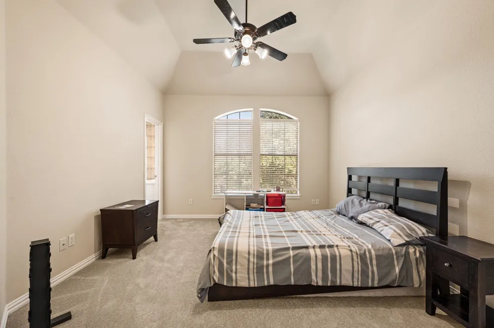 533 Round Hollow Lane Southlake, TX 76092
