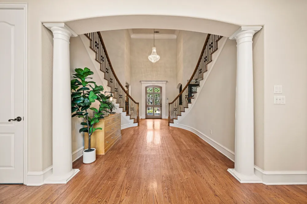 533 Round Hollow Lane Southlake, TX 76092
