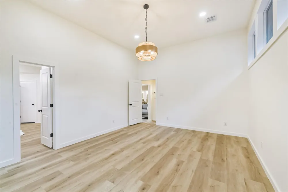 91 April Wind Drive S Montgomery, TX 77356
