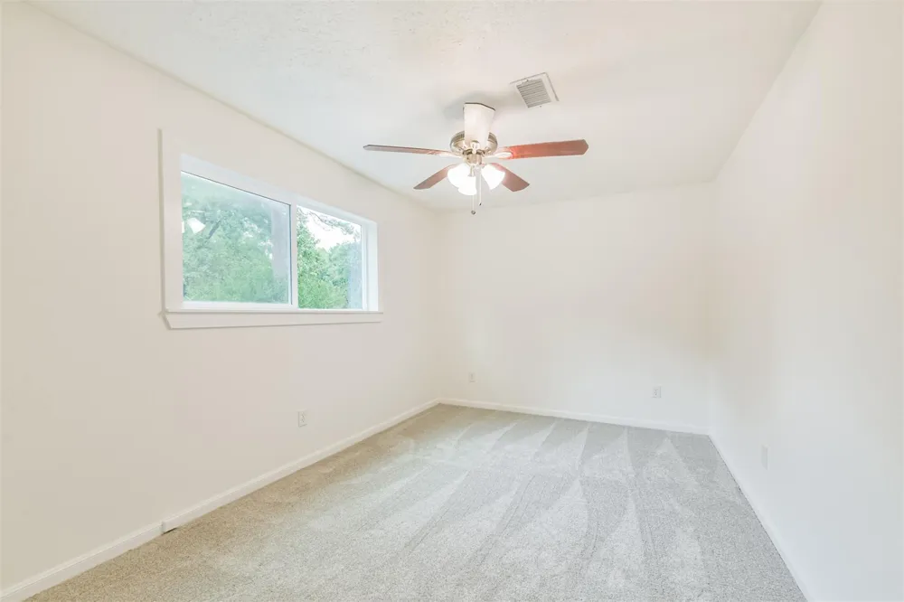 91 April Wind Drive S Montgomery, TX 77356