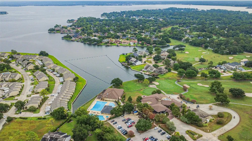 91 April Wind Drive S Montgomery, TX 77356