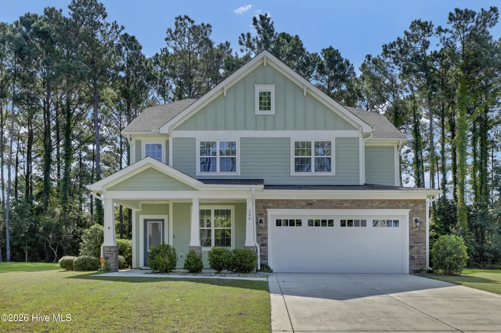 506 W Red Head Circle Sneads Ferry, NC 28460