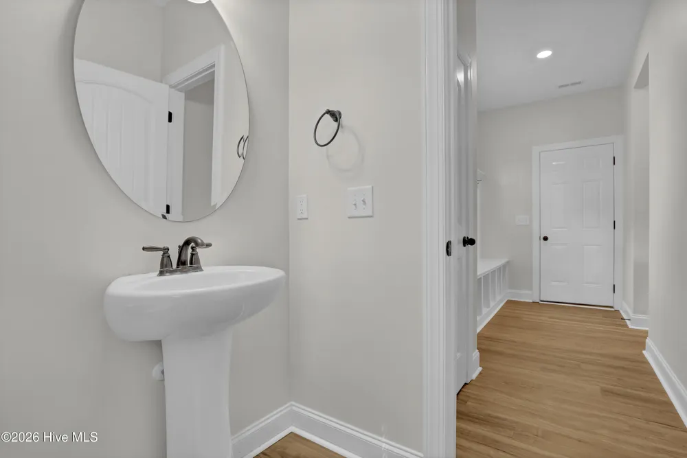 506 W Red Head Circle Sneads Ferry, NC 28460