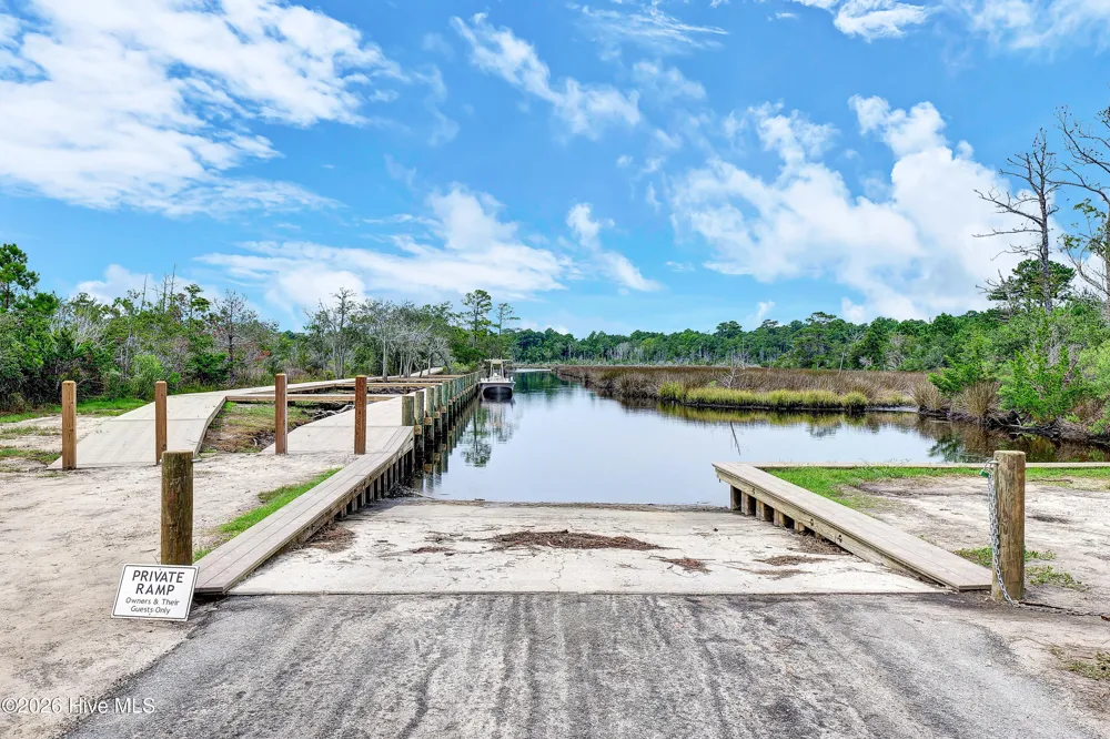 506 W Red Head Circle Sneads Ferry, NC 28460