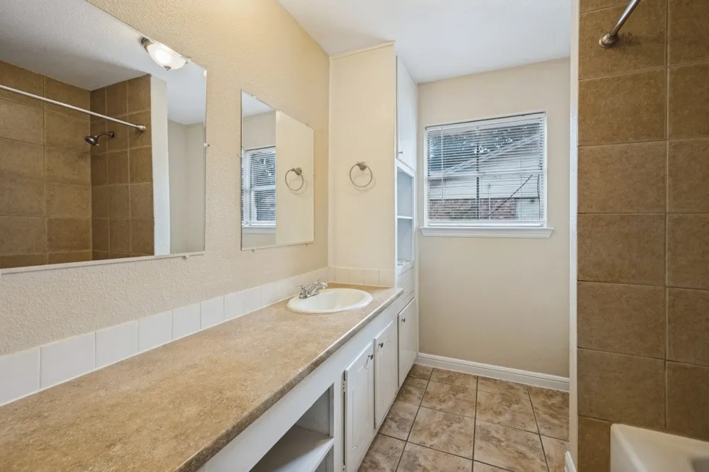 4221 Ashmore Drive North Richland Hills, TX 76180