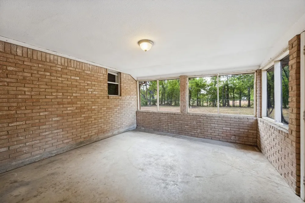 4221 Ashmore Drive North Richland Hills, TX 76180
