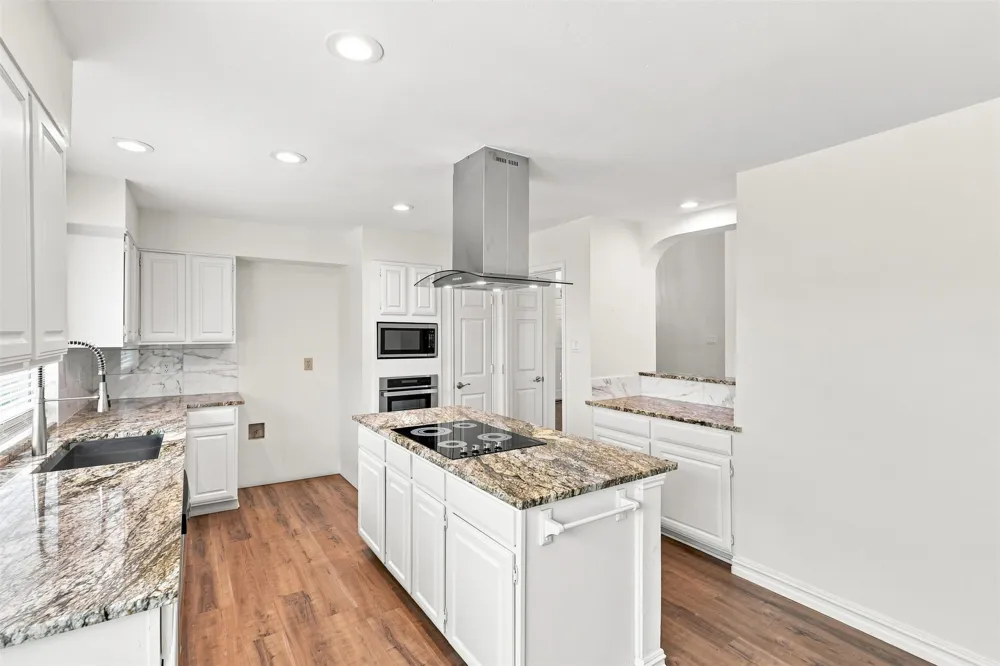 2126 Greenstone Trail Carrollton, TX 75010