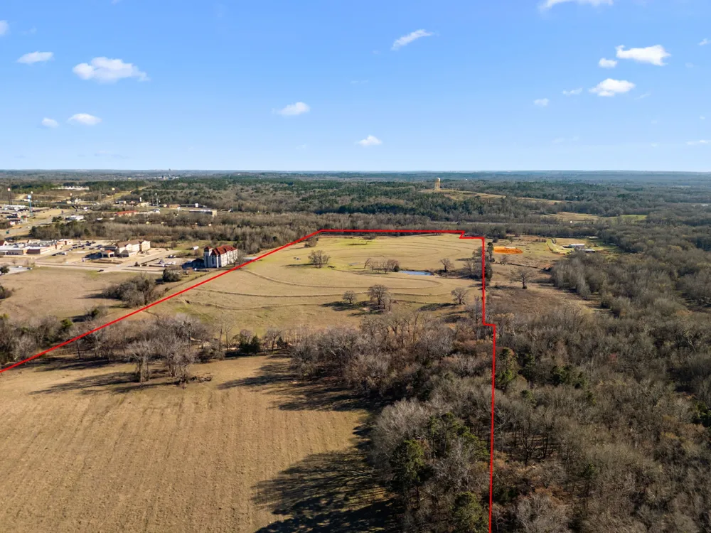 CR 472-Centennial Blvd Lindale, TX 75771