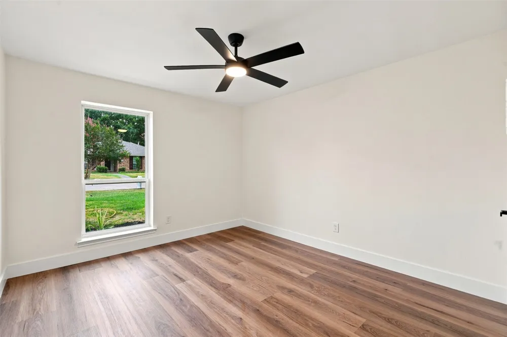 305 Bellmeade Drive Garland, TX 75040