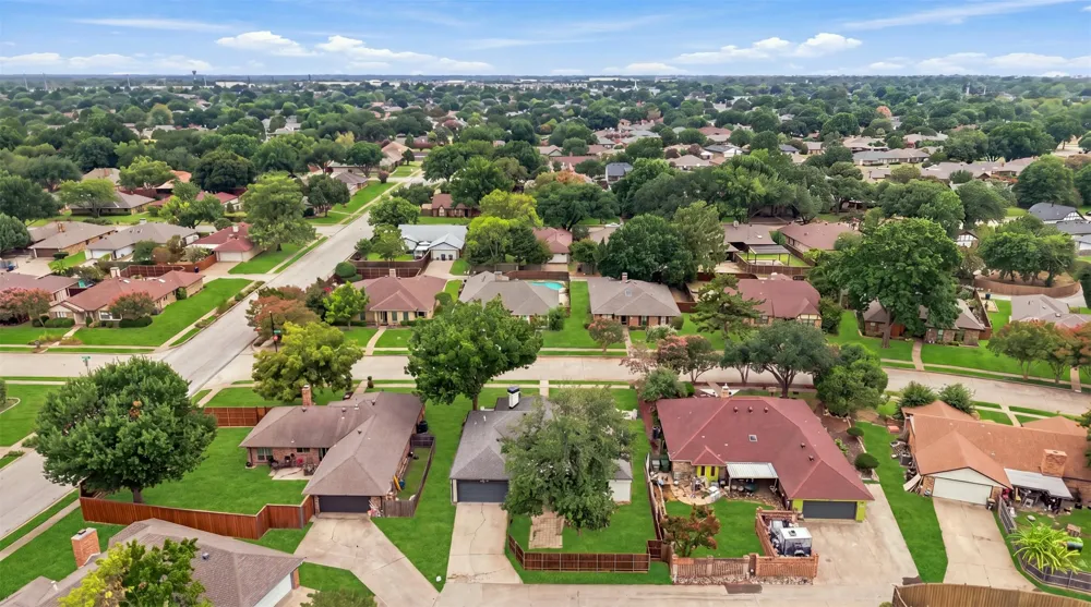 305 Bellmeade Drive Garland, TX 75040