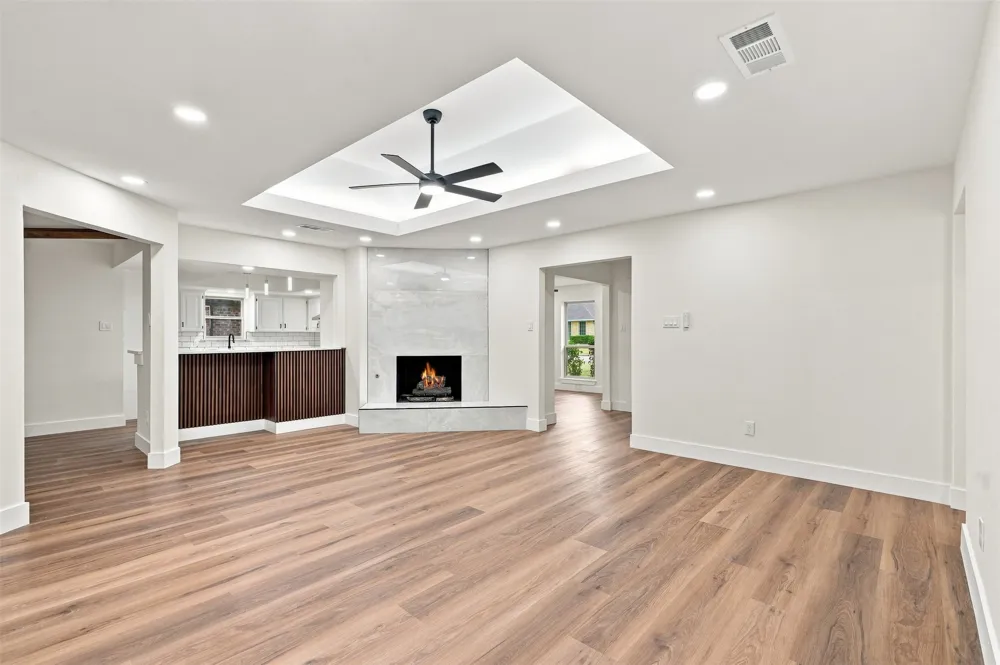 305 Bellmeade Drive Garland, TX 75040