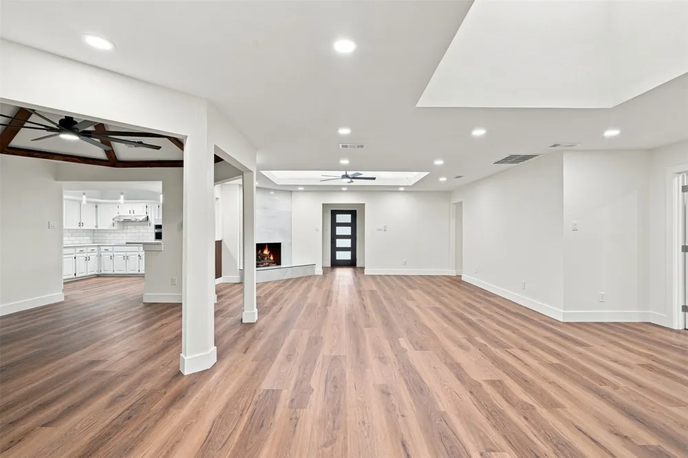 305 Bellmeade Drive Garland, TX 75040