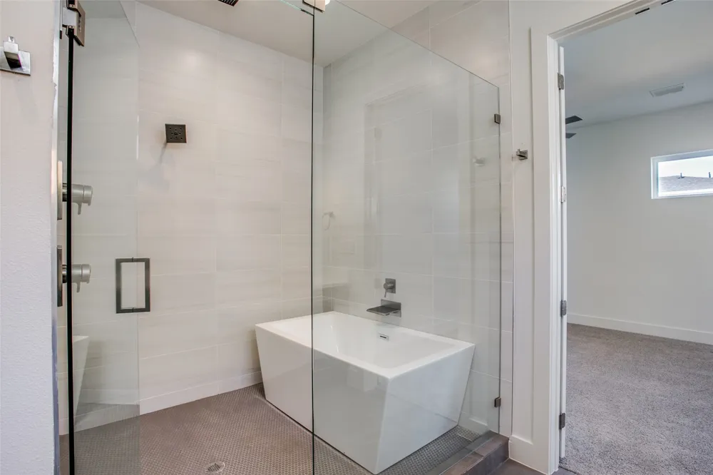 4715 Belmont Avenue Dallas, TX 75204