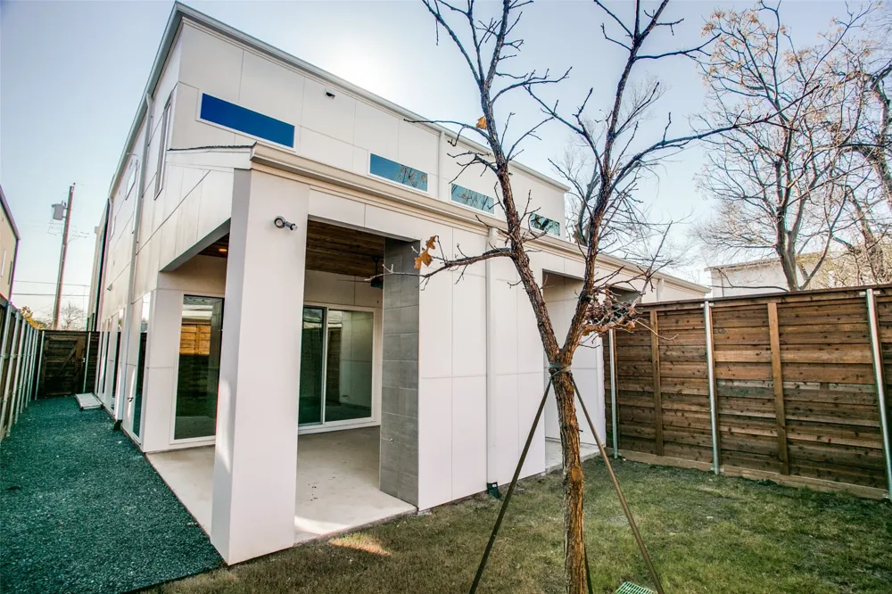 4715 Belmont Avenue Dallas, TX 75204