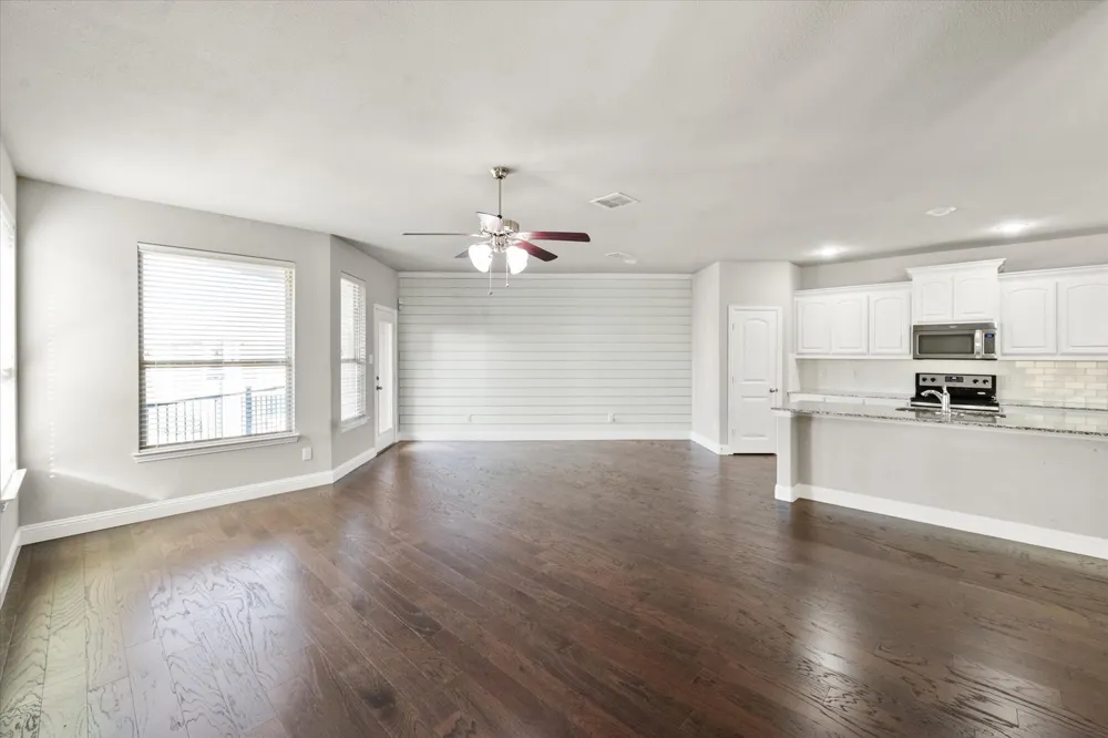2630 Villa Di Lago #6 Grand Prairie, TX 75054