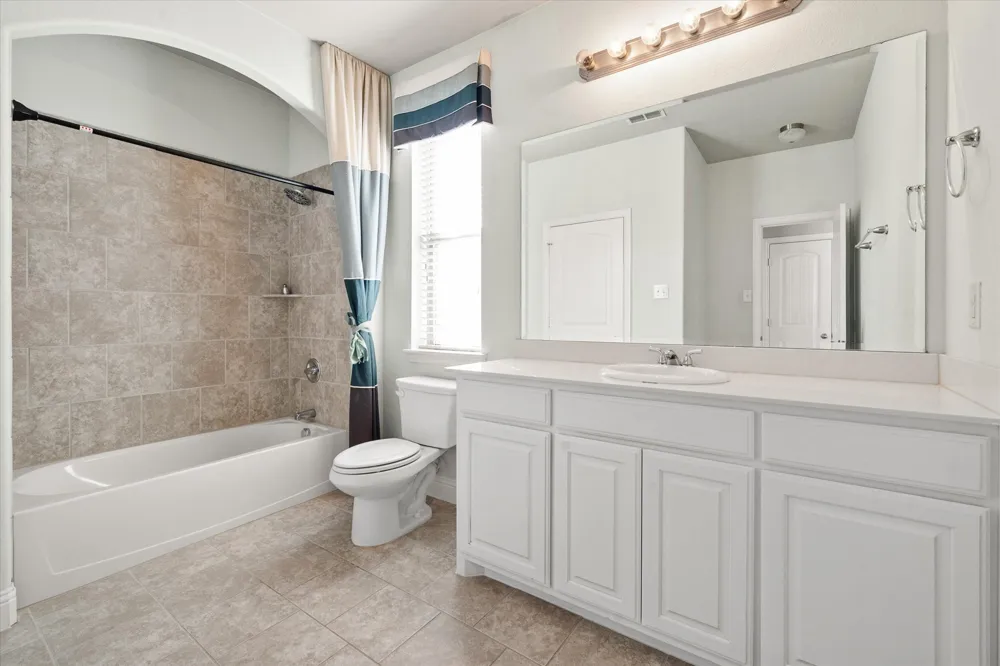 2630 Villa Di Lago #6 Grand Prairie, TX 75054