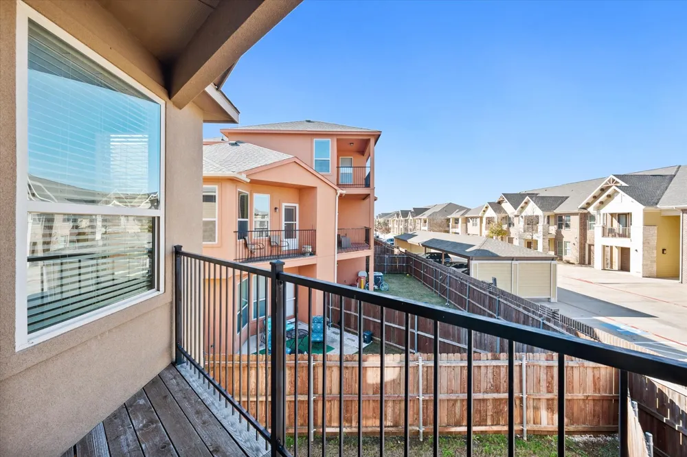 2630 Villa Di Lago #6 Grand Prairie, TX 75054