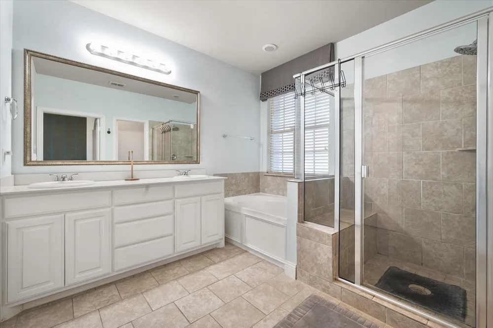2630 Villa Di Lago #6 Grand Prairie, TX 75054
