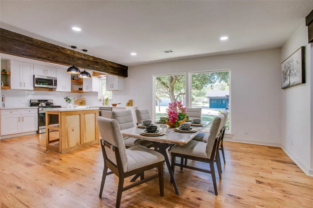 2828 Larkspur Lane Dallas, TX 75233