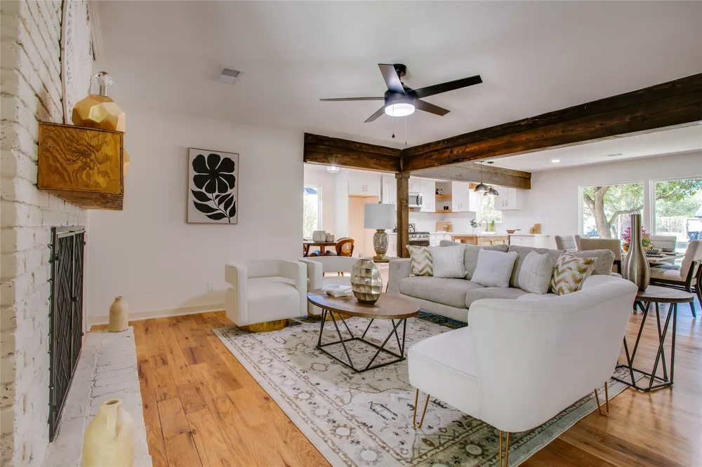 2828 Larkspur Lane Dallas, TX 75233