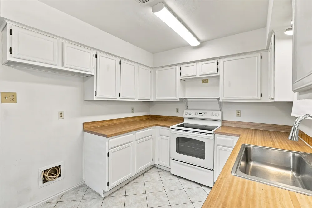 5909 Lake Hubbard Parkway #215 Garland, TX 75043