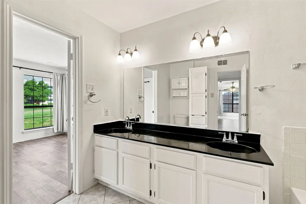 5909 Lake Hubbard Parkway #215 Garland, TX 75043